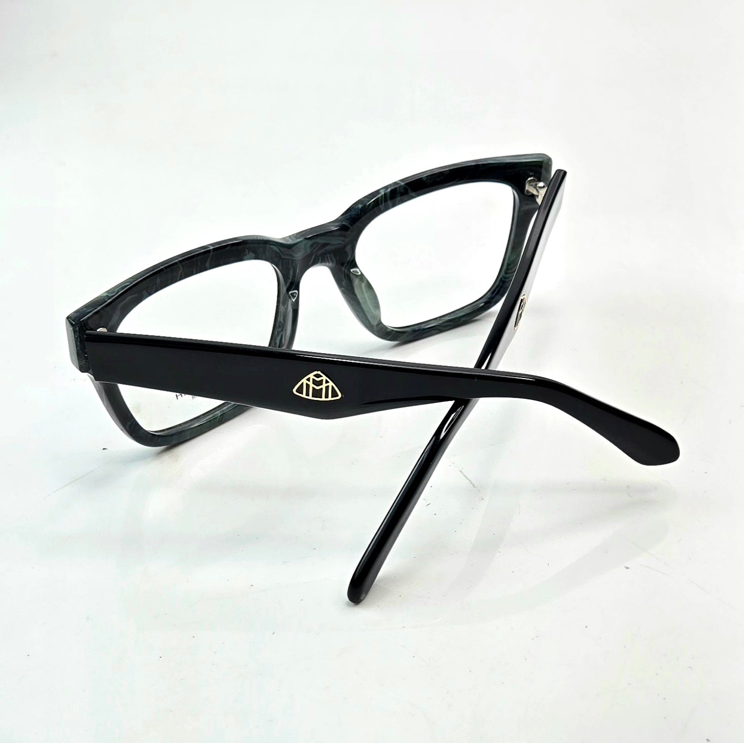 MBACH EYEWEAR