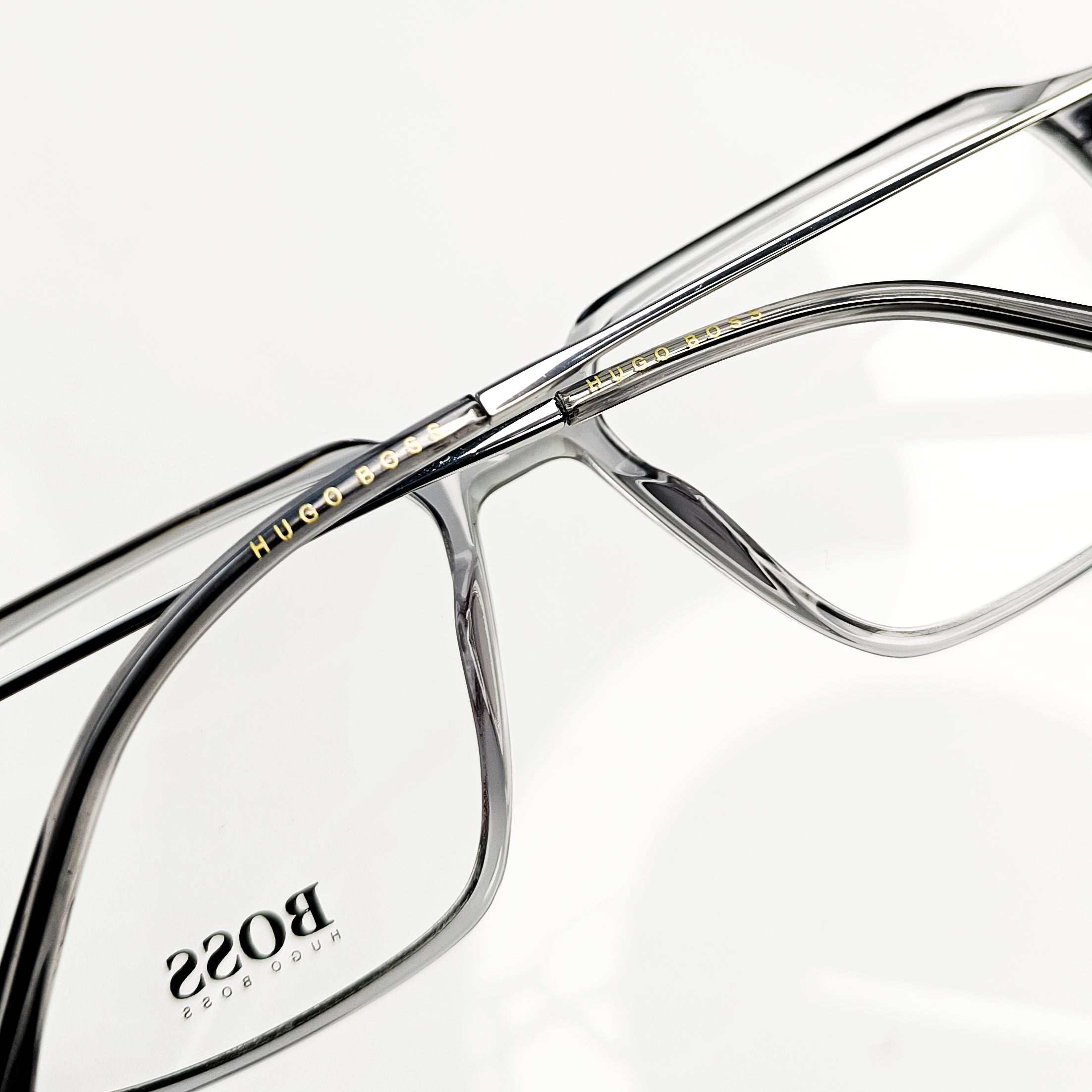 BOSS EYEWEAR
