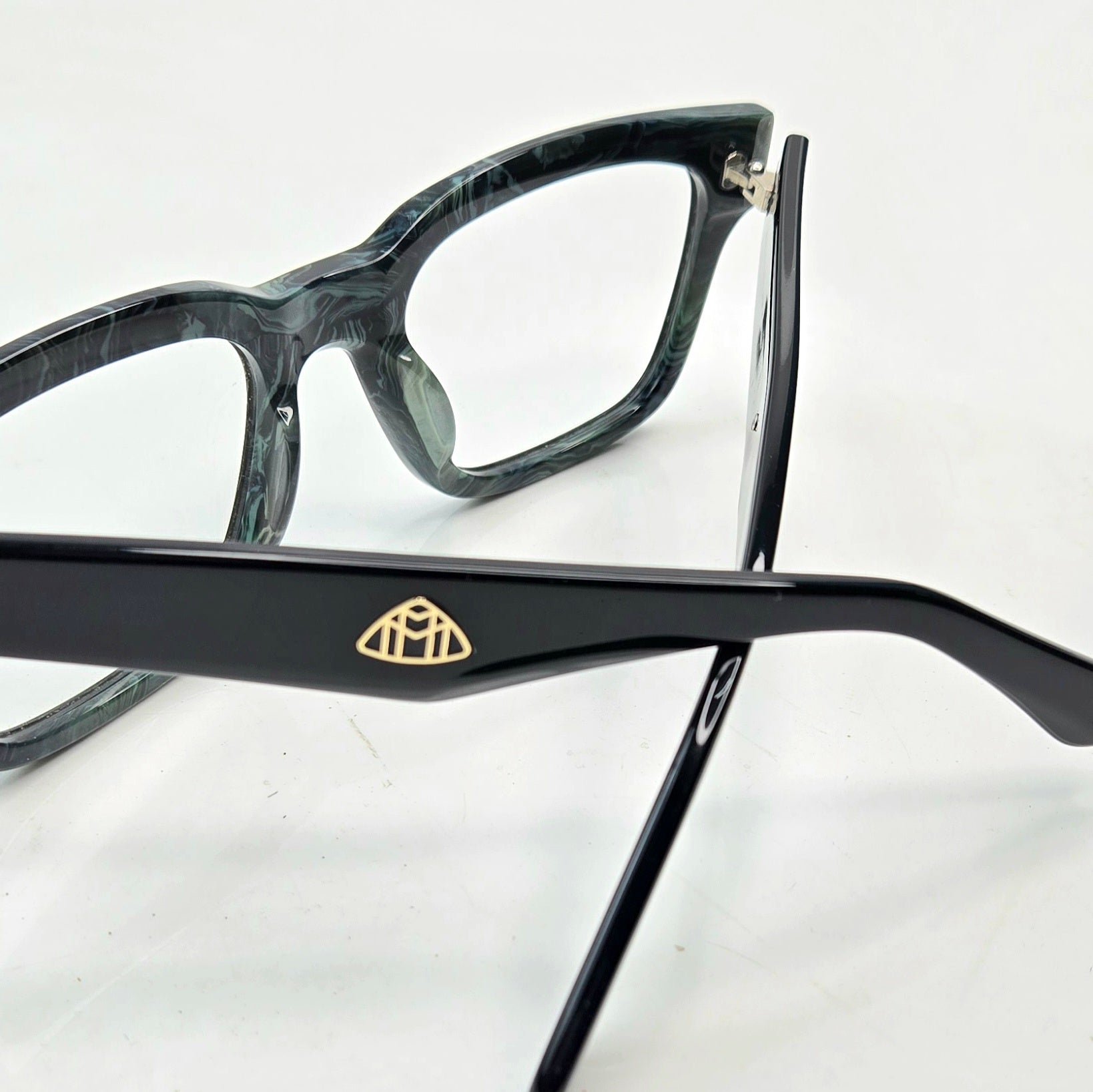 MBACH EYEWEAR