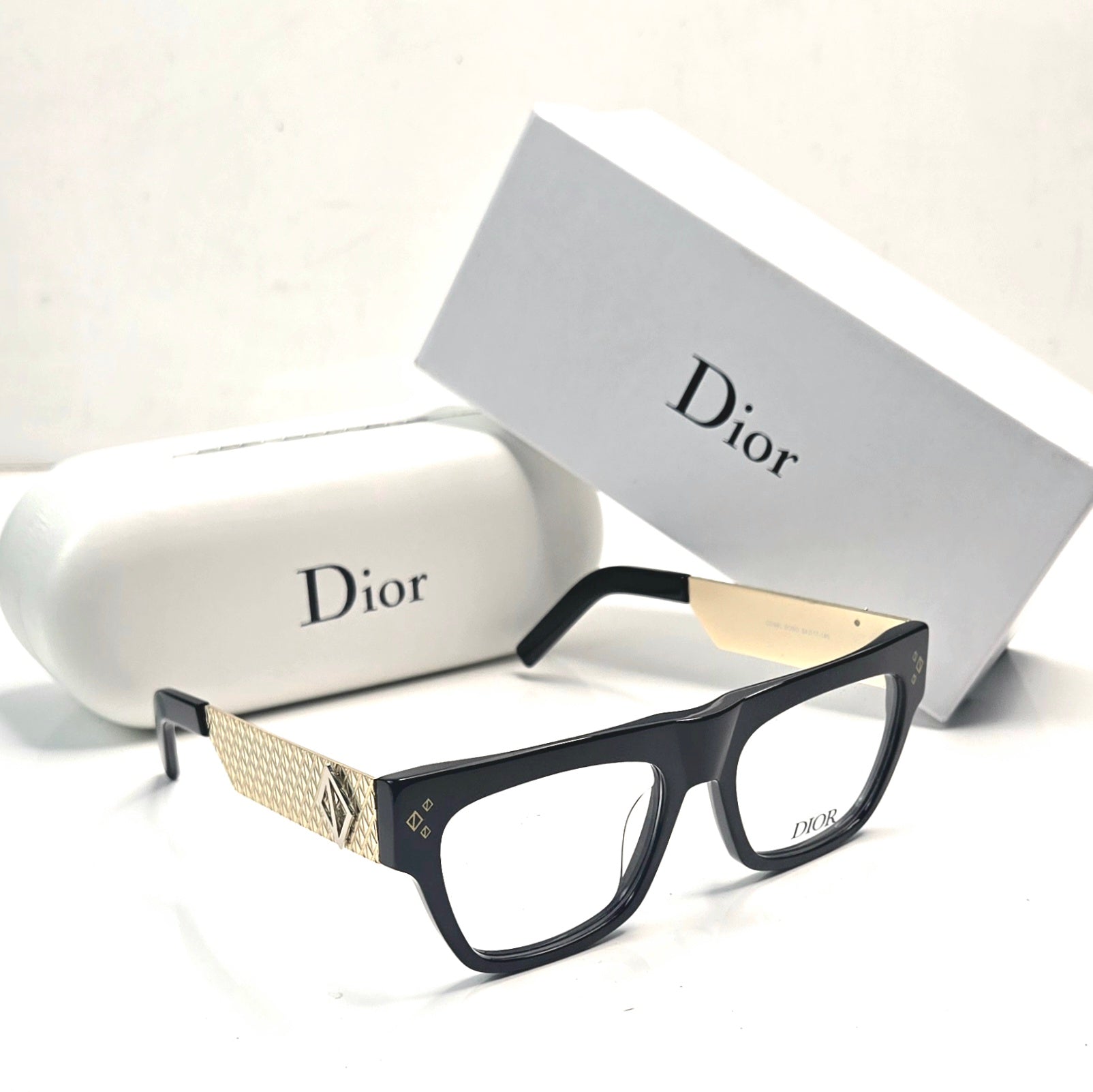 DIOR EYEWEAR