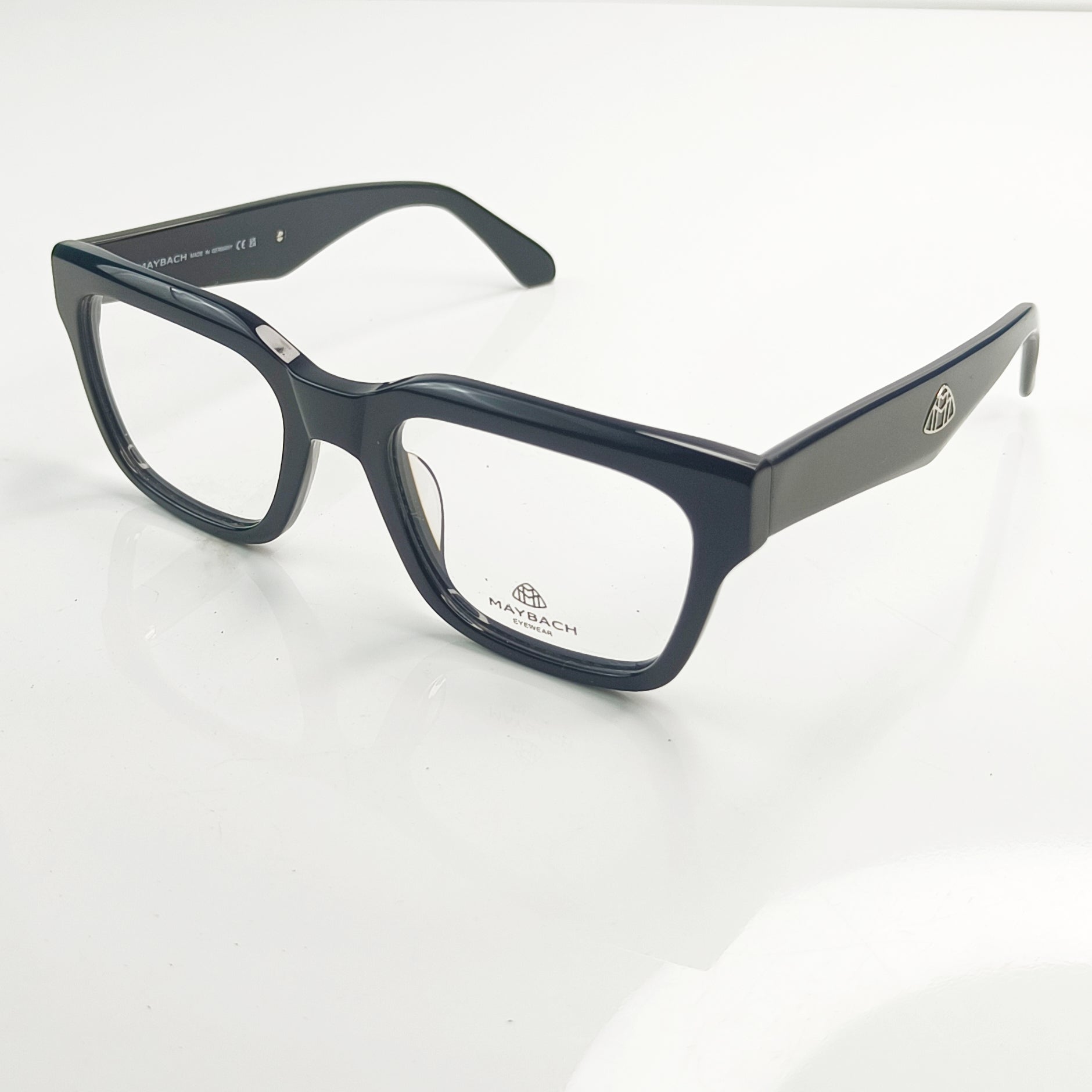 MBACH EYEWEAR