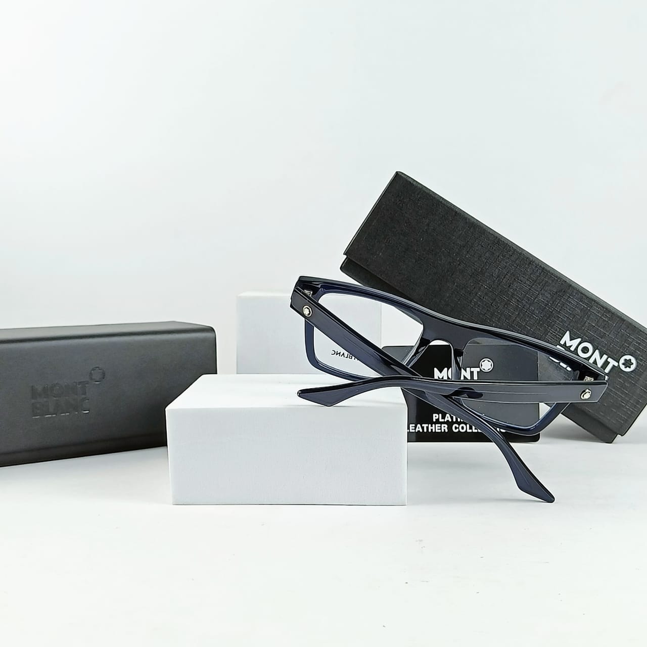 MB EYEWEAR