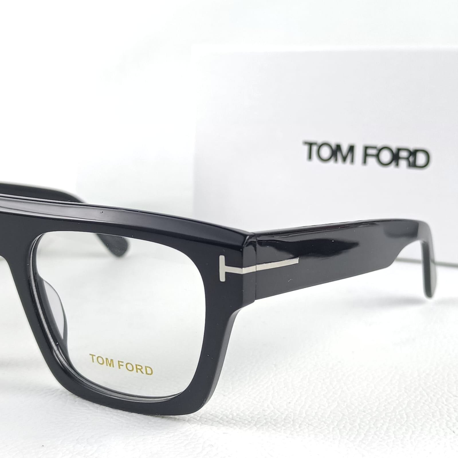 TOMFORD